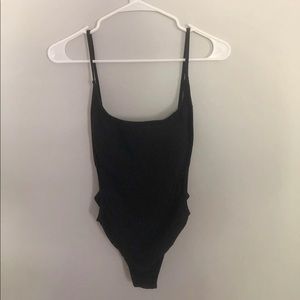 Black sunnyco one piece bathing suit🖤